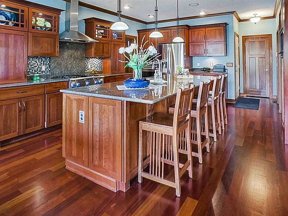 5th image of 223 Livingston Bay Ct