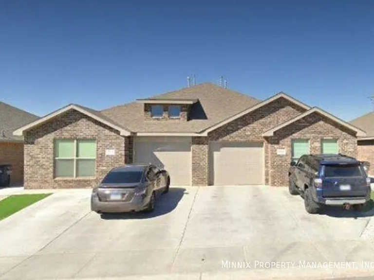 2102 N Avenue L #A — Photo 4