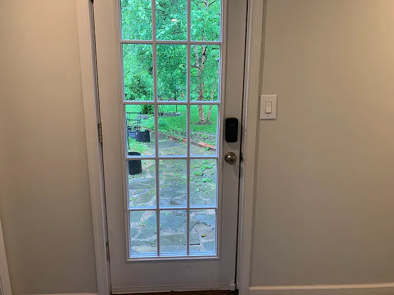 Ashley Dr — Photo 8