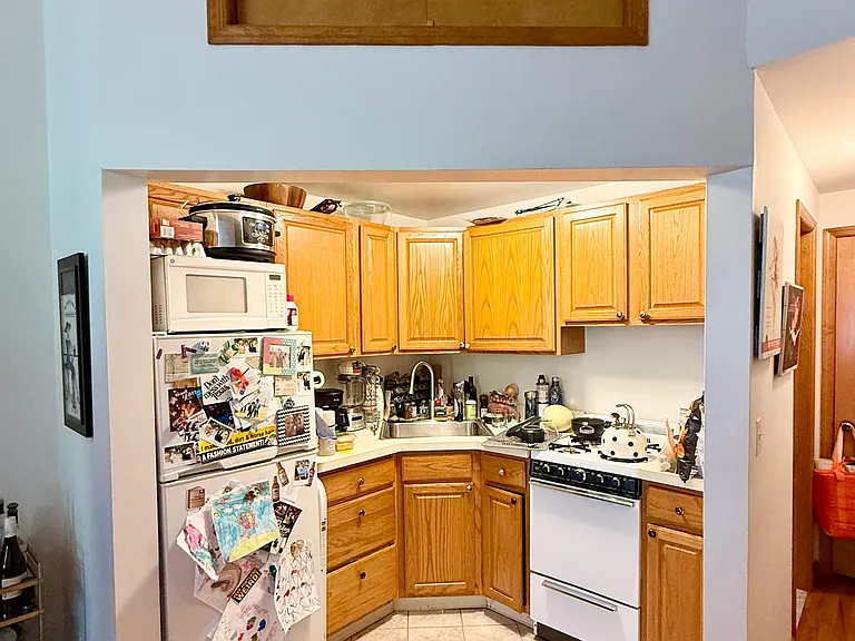 324 W 76th St #2A — Photo 9