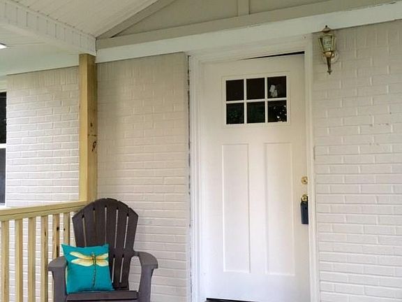 3rd image of 316 Crestview Dr