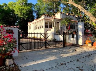 229 E 6th Ave, Mount Dora, FL 32757