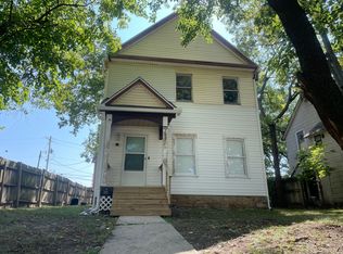 232 SW Tyler St, Topeka, KS 66603