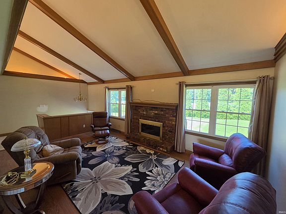 5th image of 1643 Spruce Dr