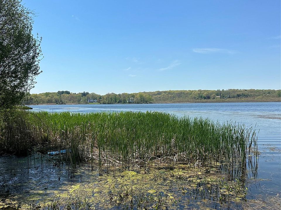 1st image of 102 Lake Kitchawan Drive