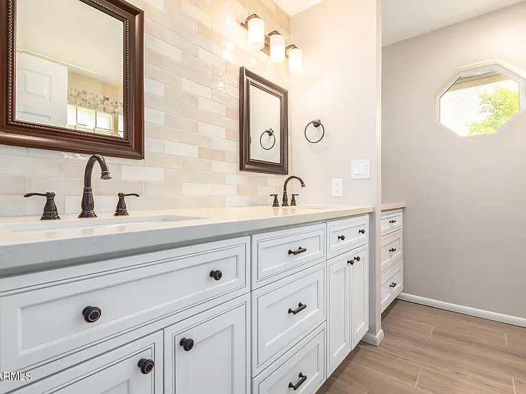 2322 S Rogers Cir #18 — Photo 18