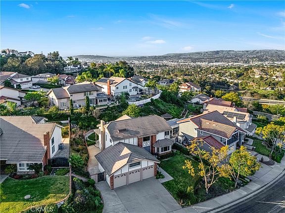 3rd image of 2611 Rudy St