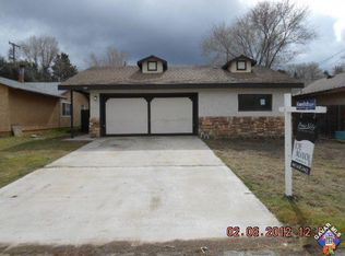 14318 Boxtree Dr, Lake Hughes, CA 93532