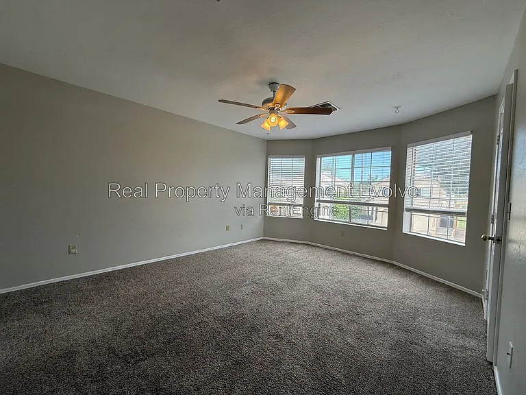 3725 E Taro Ln — Photo 20