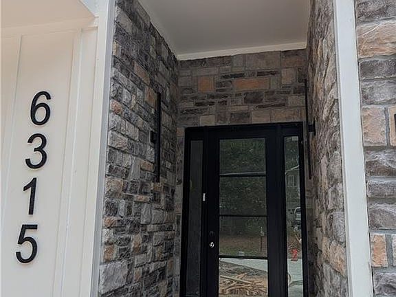 4th image of 6315 Reives Rd