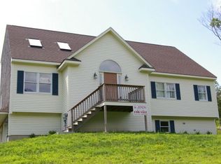 506 Fresh Meadow Ln, Dighton, MA 02715