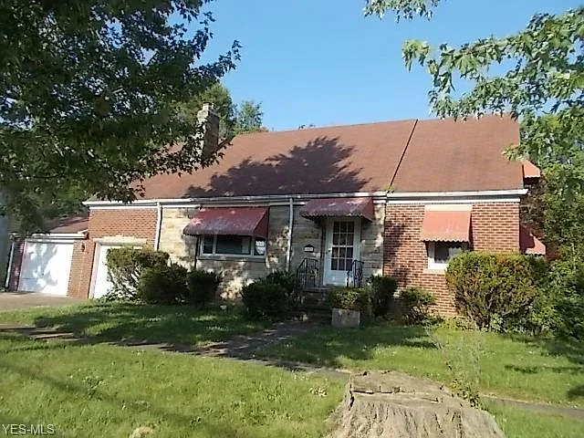 1059 King Ave photo 1