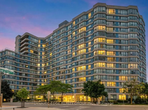 250 Webb Dr #1607, Mississauga, ON L5B 3Z4
