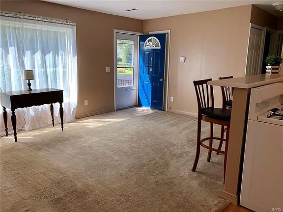5th image of 119 Kearney Ave