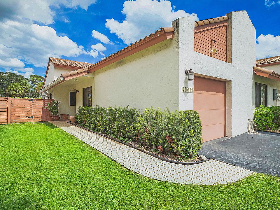 1st image of 21612 CASA MONTE Court