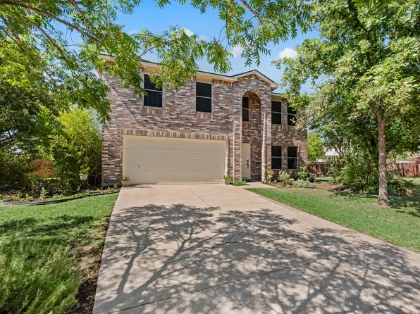 8901 Harvest Moon Trl, Denton, TX 76210