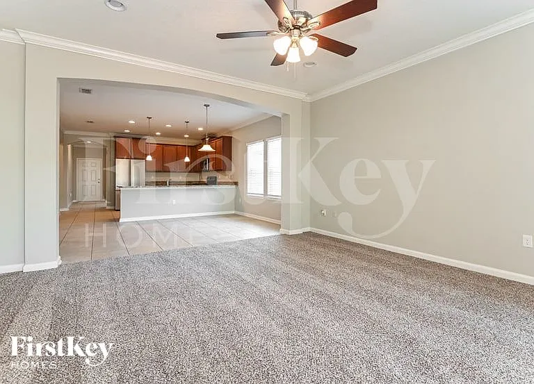 8906 Devon Pines Dr — Photo 4