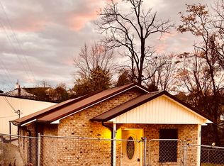 228 Island Ford Rd, Jacksboro, TN 37757