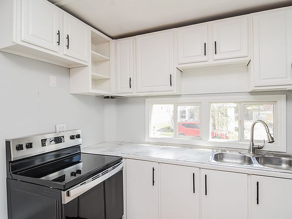 5th image of 181 Boston Post Rd #49