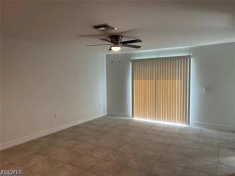 6064 Laurelwood Dr — Photo 6