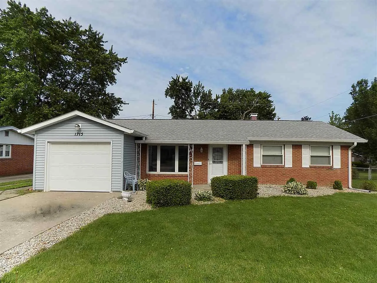 1715 W Cadillac Dr photo 1