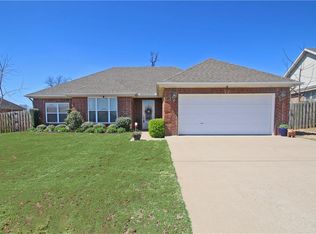 671 Napa Ave, Centerton, AR 72719