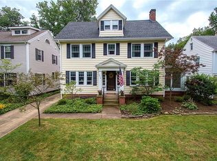 2918 Coleridge Rd, Cleveland Heights, OH 44118