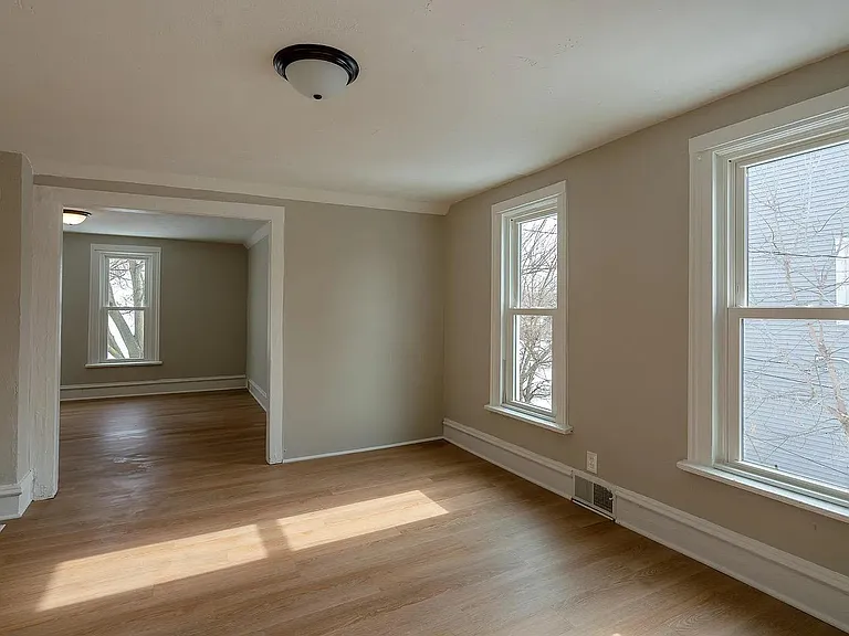 605 Pettibone Ave NW #2 — Photo 9
