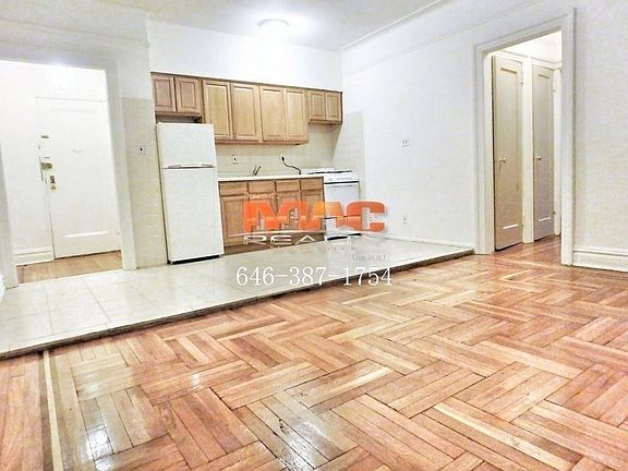 2nd image of 3083 29th St APT F5