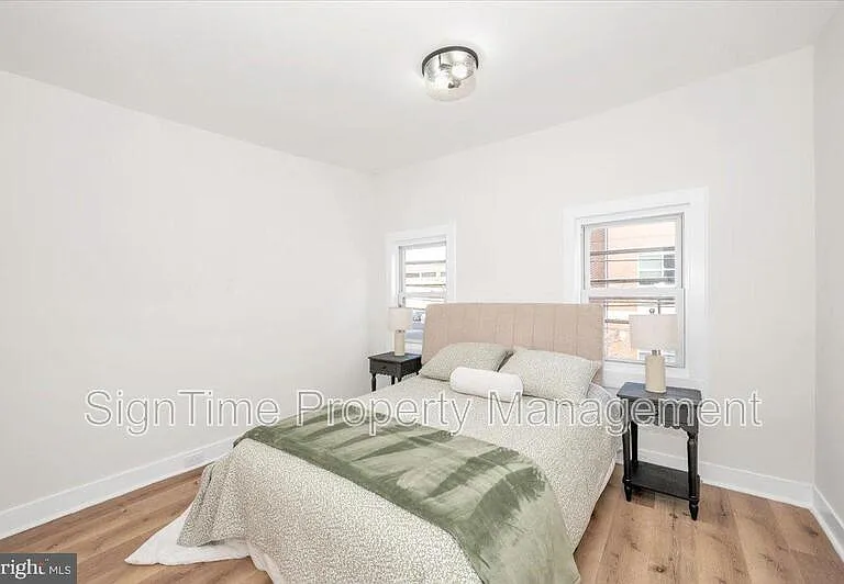 138 E South St — Photo 9
