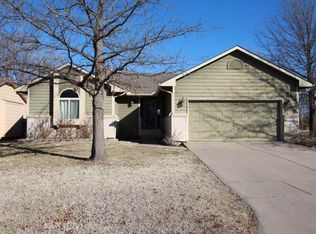 9610 W Sterling St, Wichita, KS 67205