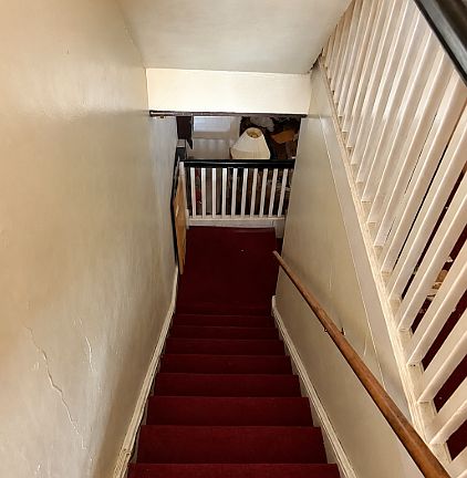 5th image of 633 Edgewood Ave