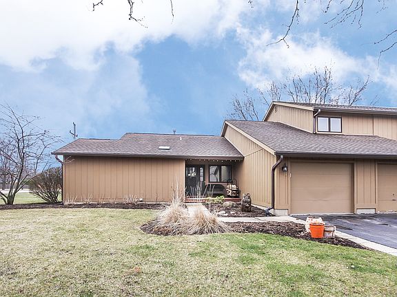 2nd image of 887 Shakespeare Dr