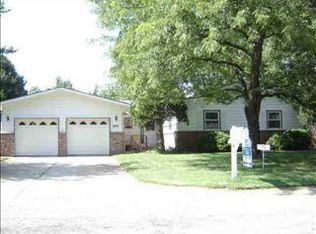 3871 N Friar Ln, Wichita, KS 67204