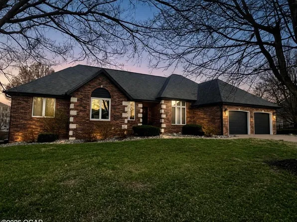 6133 Highland Dr, Joplin, MO 64804