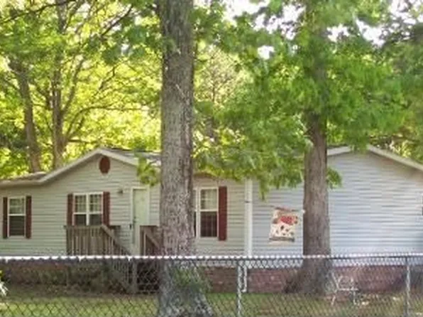 689 Walnut Shade Rd, Louisa, VA 23093