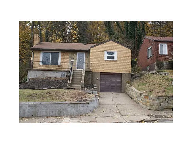 5016 Stanton Ave photo 1