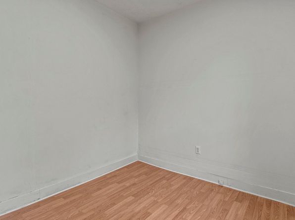 fort-wayne-indiana-73138904 picture