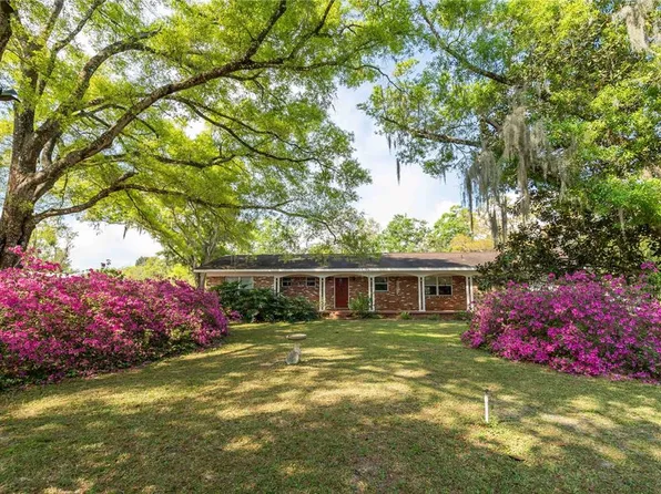 19722 Deer Lake Rd, Lutz, FL 33548