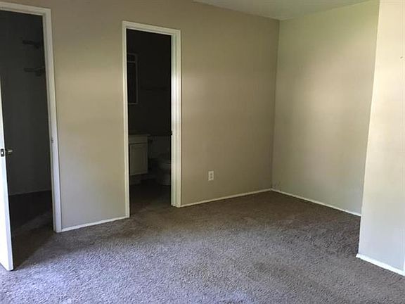 5th image of 2312 Richmond Dr