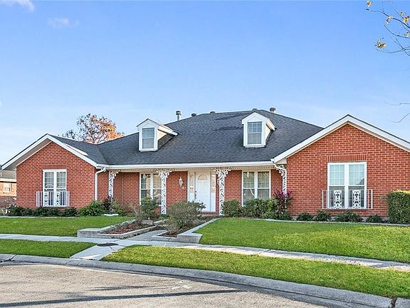 3rd image of 7041 Curran Blvd