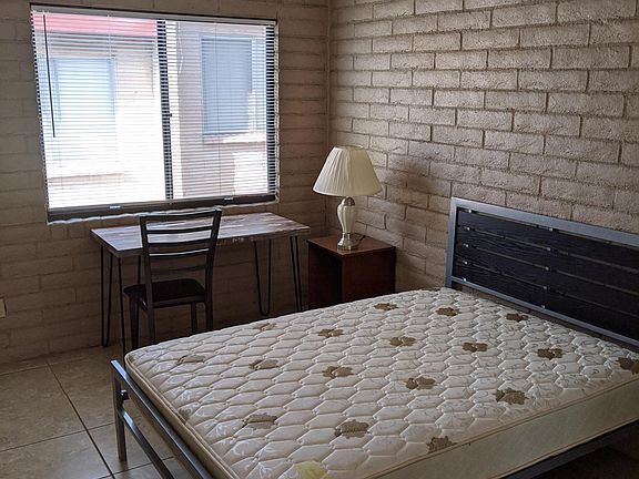 5th image of 707 E Lee St #7