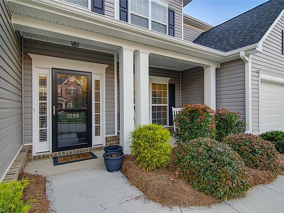 3rd image of 1098 Day Lilly Ct