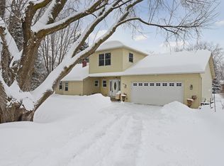 1380 Railroad Ave, Wayzata, MN 55391