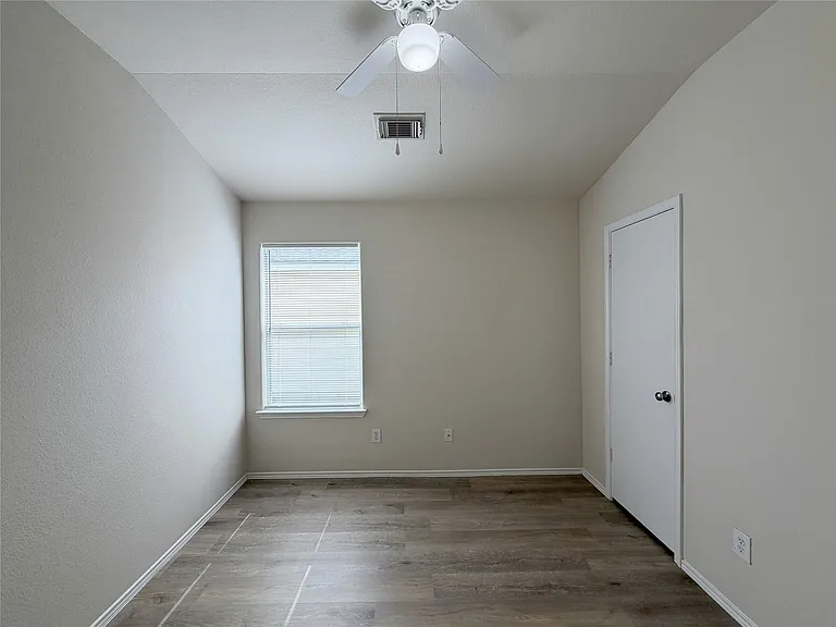 24522 Lakecrest Village Dr — Photo 20