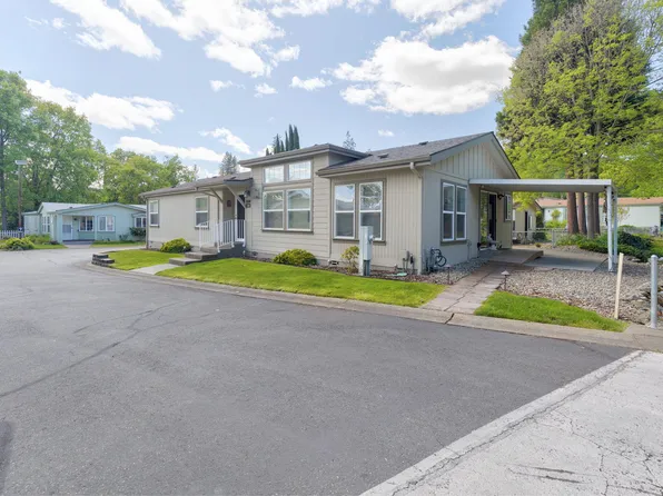 118 NW Wrightwood Cir, Grants Pass, OR 97526