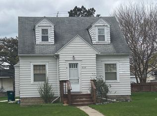 935 Princeton Ave, Lansing, MI 48915