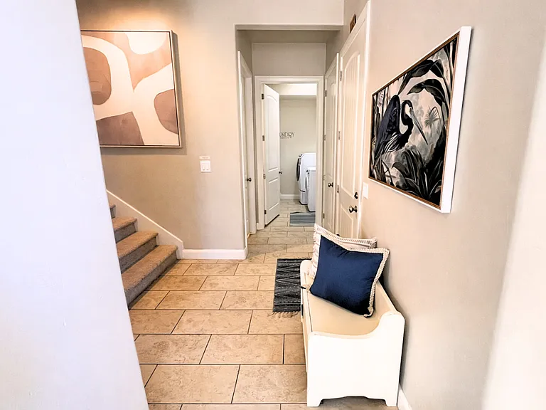 N Coral Ridge Dr — Photo 20