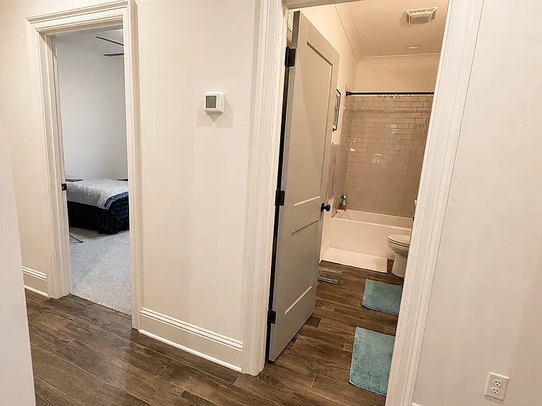 8820 Beau Chene Dr — Photo 25