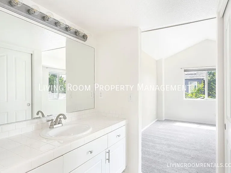 7604 N McKenna Ave — Photo 9